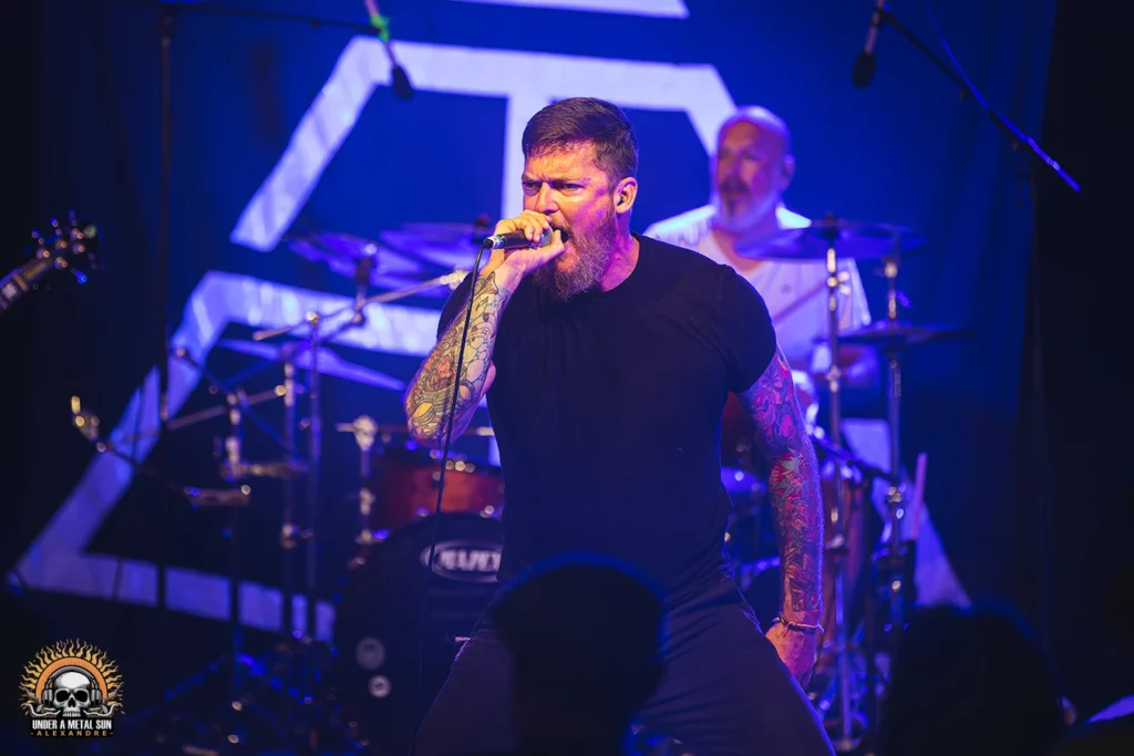 Guillaume, chanteur d'Argue au Martigues Metal Fest