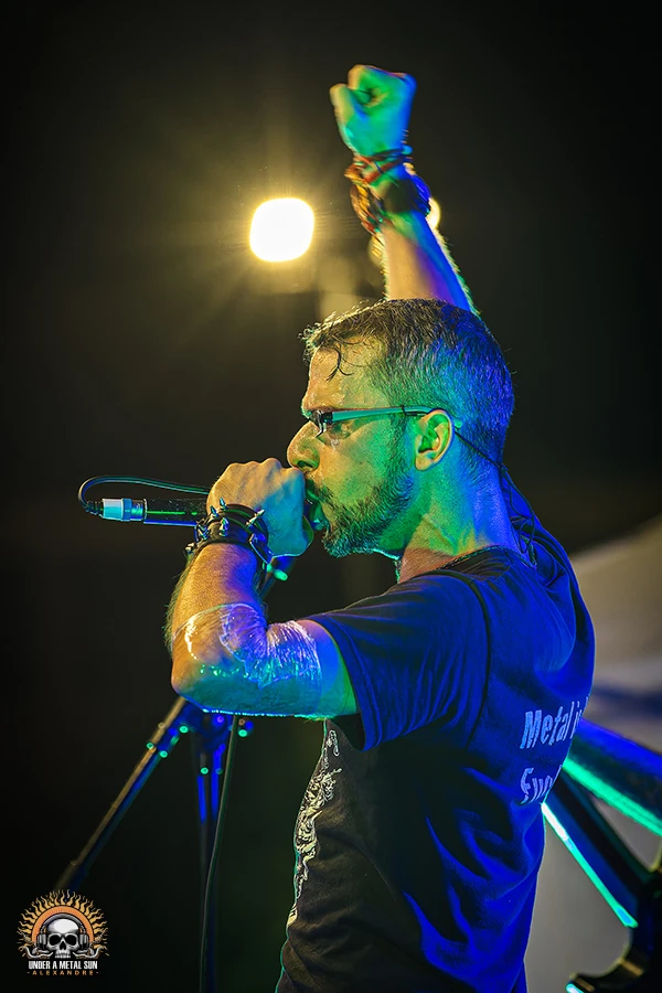 Tous unis pour le Metal !