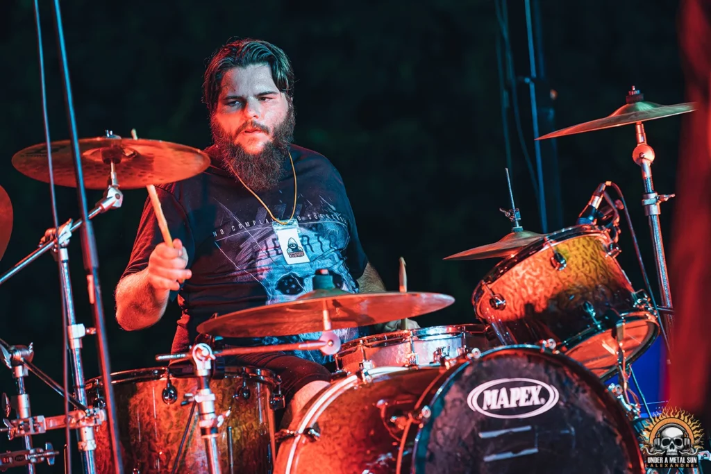 Le batteur de Drop Your Plants pour cette 1ère édition du Martigues Metal Fest