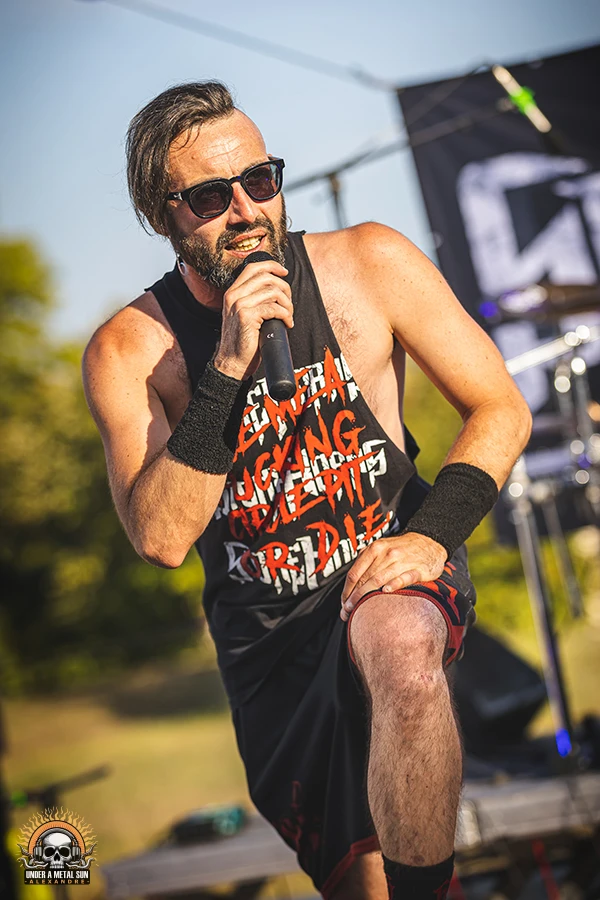 Devf, chanteur du Stone Horns lors de la 1ere édition du Martigues Metal Fest