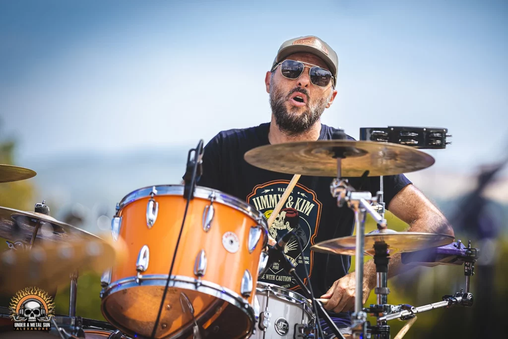 Mitch, batteur des Bronca sous le soleil au Martigues Metal Fest le 31 août 2024