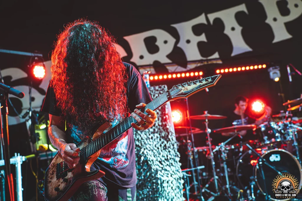 Mike Deleon, guitariste de SOULFLY au Secret Place à Saint-Jean-de-Védas, tournée 2024