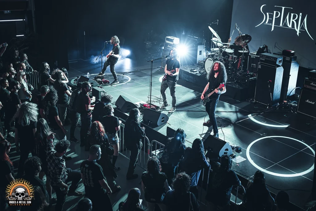 Arena l'Esterel avec le groupe SEPTARIA