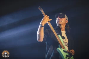 Portrait du bassiste d'Arthrosis