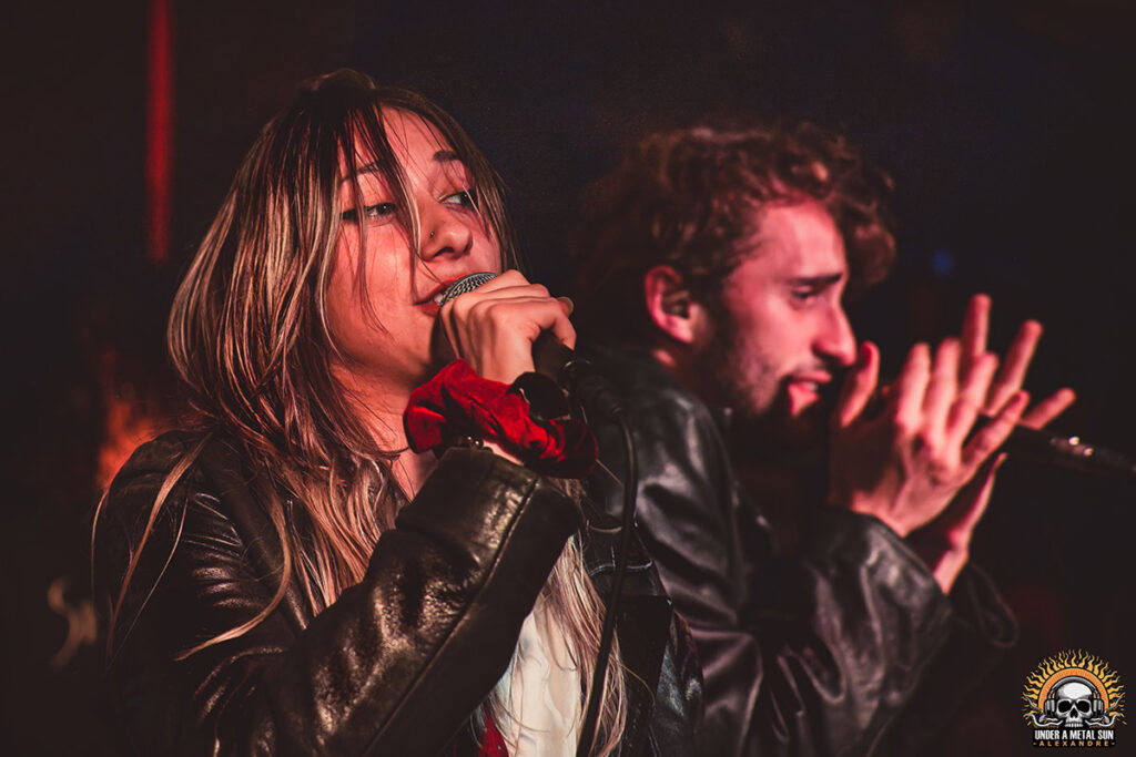 Angie et Antoine au chant au sein de Spitfire's Tears