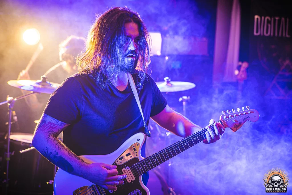 Roland, guitariste de Digital Nova depuis 2021