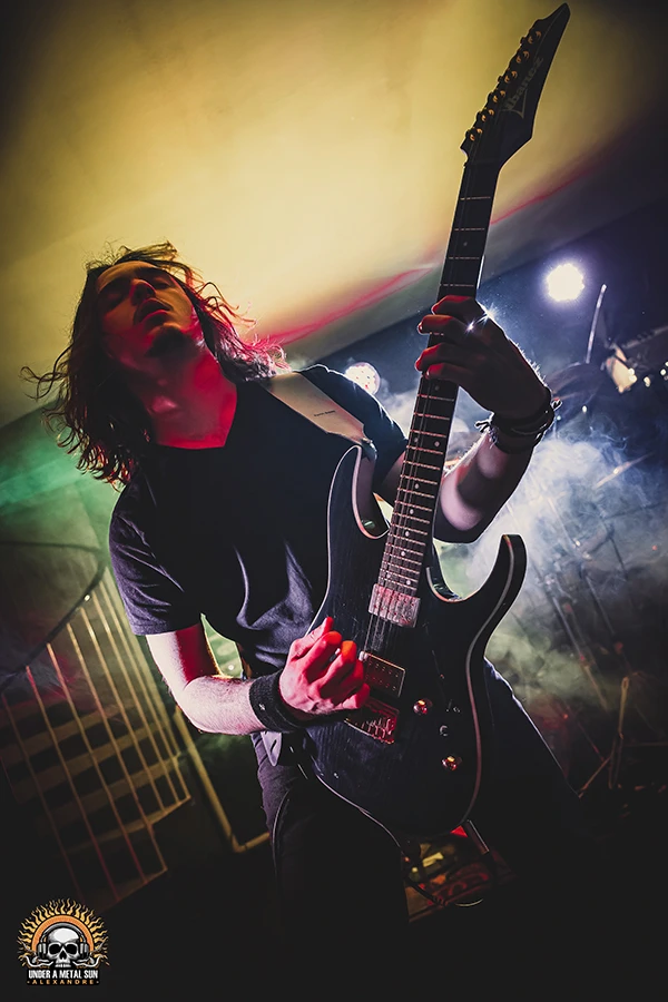 Maxime, presque en trance ce soir du 18 janvier 2025 chez les Rising Dead Boys