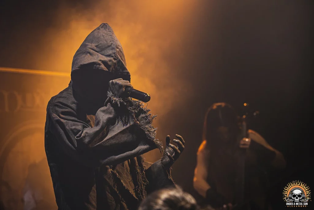 Le Spectre et sa voix d'outre tombes