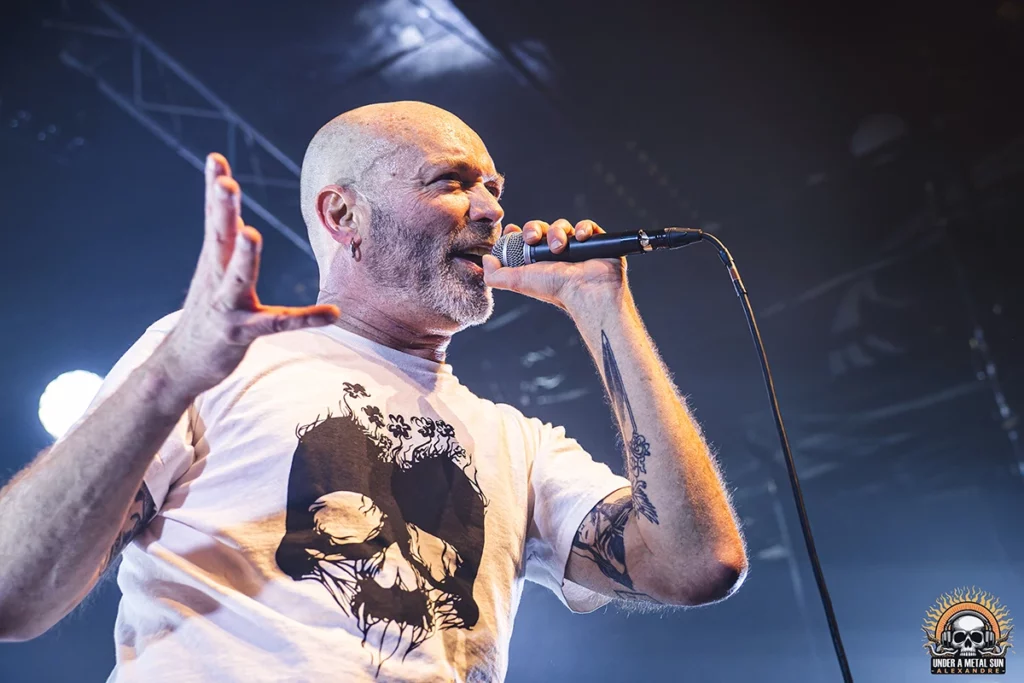 Reuno avec LOFOFORA lors du concert du 13 février 2025 à Montpellier - © Under a Metal Sun