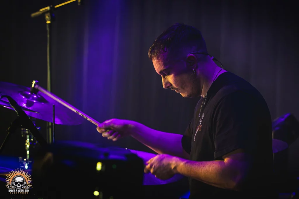 Common Enemies et son batteur Maxime au concert du 15/02/2025 à Martigues organisé par Groudoudou Events - © Under a Metal Sun