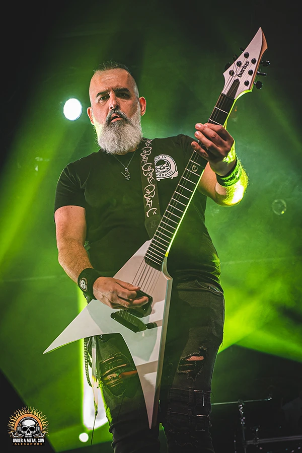 Enzo, guitariste d\'eOn, à la Metal Nights du 15/02/2025 à Martigues - © Under a Metal Sun