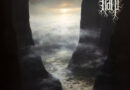 The distance within : 1er album de Harp - Under a Metal Sun