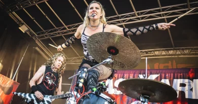 Les californiens de KRASHKARMA sur la scène du Hellfest le Off 2025