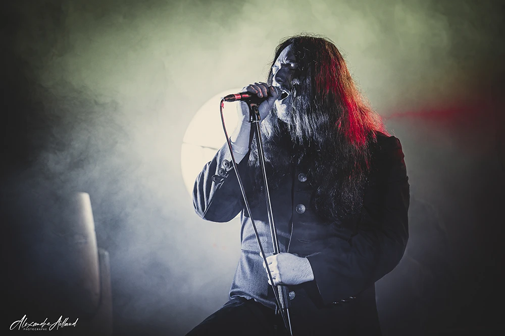 rhodanian-fest-silhouette--under-a-metal-sun-8532