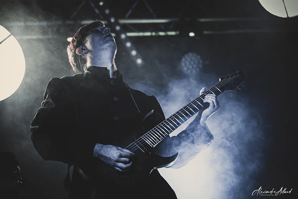 rhodanian-fest-silhouette--under-a-metal-sun-8575