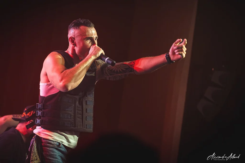 rising-all-star-groudoudou-events–under-a-metal-sun-12