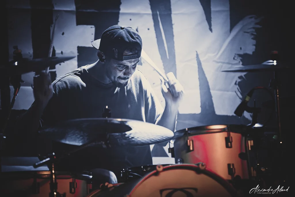 scarlean-groudoudou-events–under-a-metal-sun-05