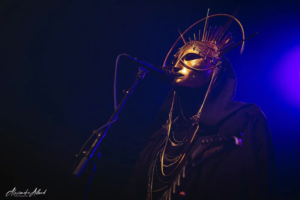 Zachary Ezrin, d'Imperial Triumphant, en 1ère partie d'Igorrr à l'Usine d'Istres