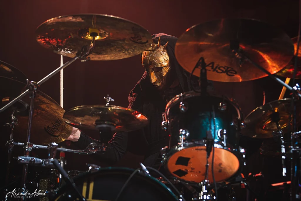 Le batteur d'Imperial Triumphant à l'Usine d'Istres le 07 octobre 2025
