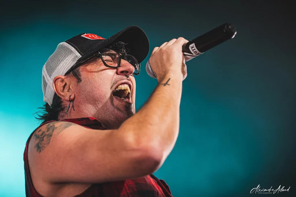 Arnaud, chanteur de STONE COYOTE à la Metal Nights à Martigues du 29 novembre 2025