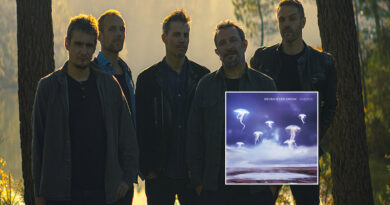 Seven Eyed Crow a sorti "Emerge" sont 4eme album - Under a Metal Sun