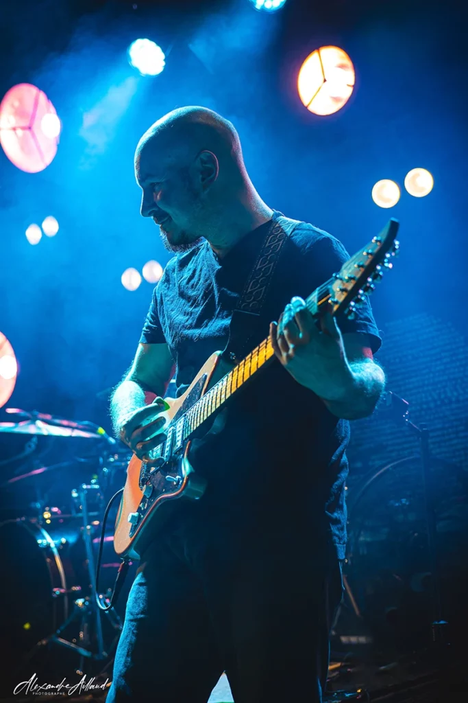 Guillaume, guitariste de Klone à la Moba le 30/01/2026 - © Under a Metal Sun
