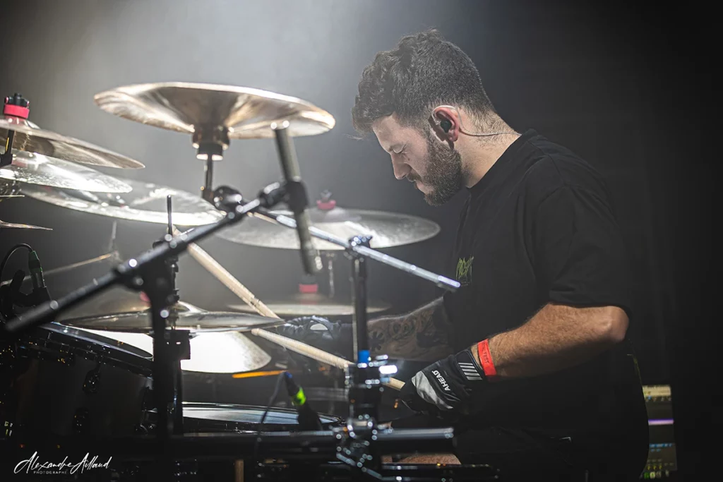 Ben, batteur de Kr3v -- Under a Metal Sun