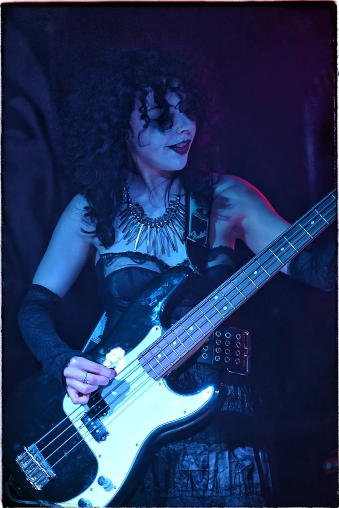 PEGALIILEM au Molotov pour le concert Neverheal Show