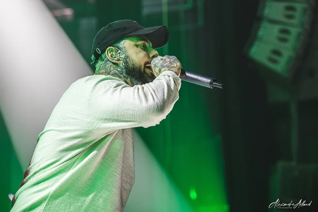 Aaron Matts, chanteur de TEN 56, au Headbang Festival au 6MIC d'Aix-en-Provence en mars 2026 - © Under a Metal Sun