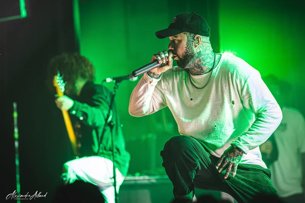 Aaron Matts, chanteur de TEN 56, au Headbang Festival au 6MIC d'Aix-en-Provence - © Under a Metal Sun