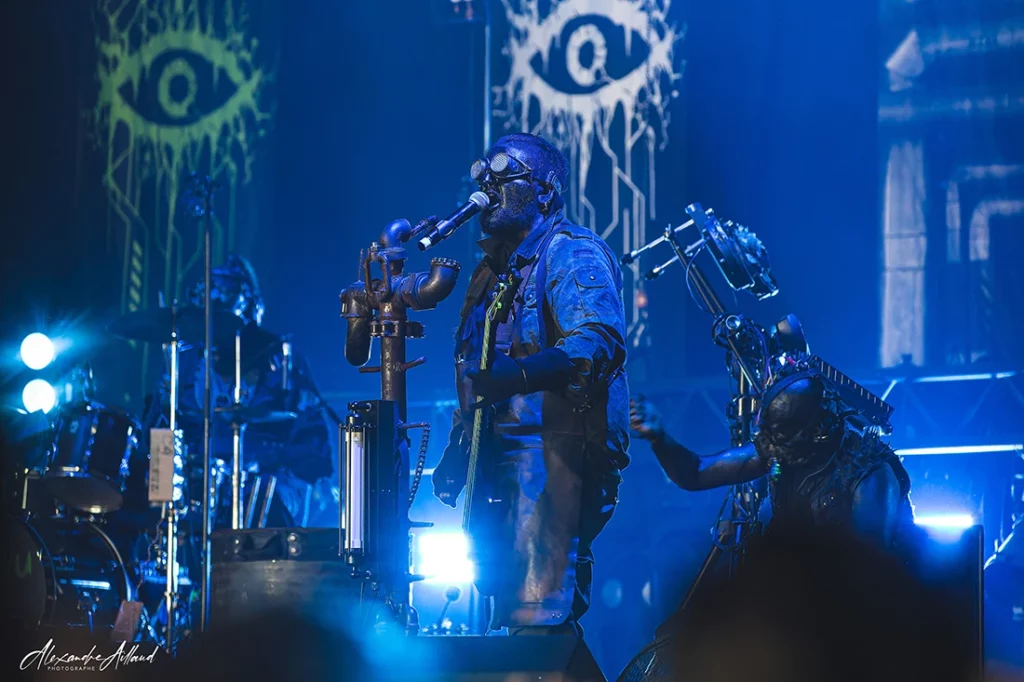 Clem-X de Shaârghot au Hellfest 2025 - Under a Metal Sun