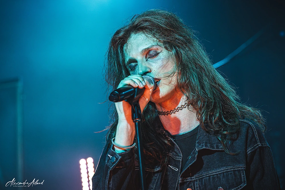 Max, chanteur de SOCIAL PROPHECY - Under a Metal Sun