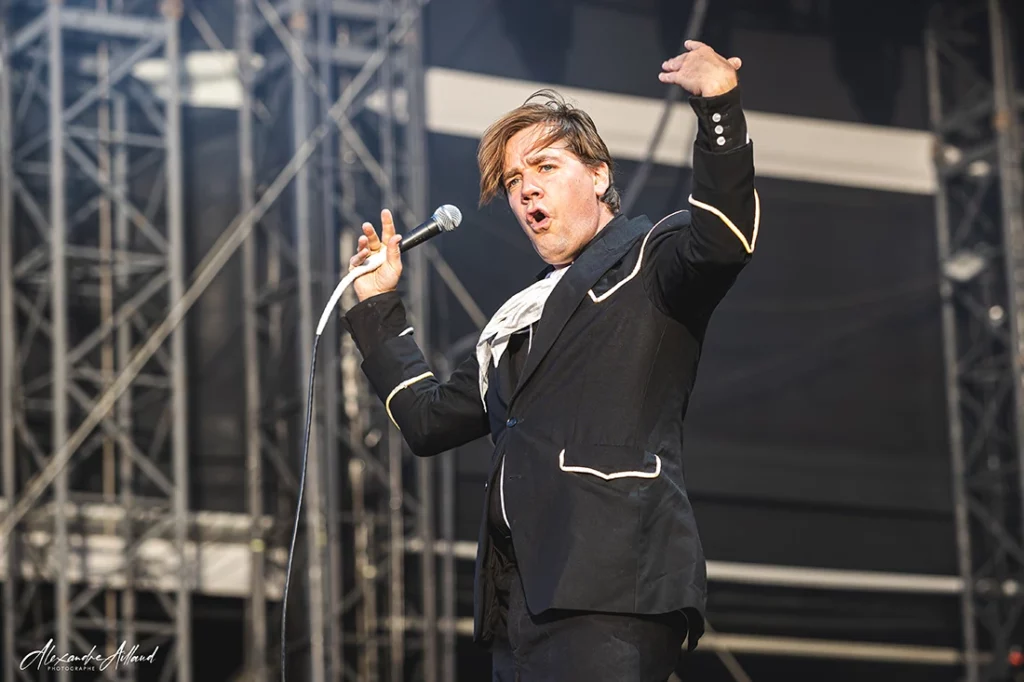 The Hiives au Hellfest 2026 - Under a Metal Sun