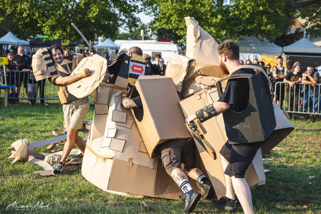 Les Cartonnades au Volcanic Fest - Under a Metal Sun